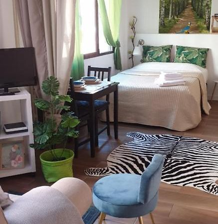 Valentina Apartment Madrid Bagian luar foto
