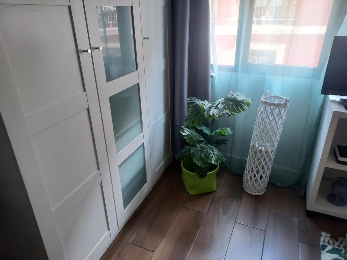 Valentina Apartment Madrid Bagian luar foto